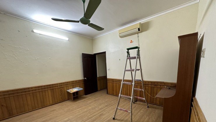 Chính chủ cho thuê nhà nguyên căn ngõ 134 Lê Trọng Tấn, Thanh Xuân, 3 tầng, 48m2, 3N, 11 Triệu